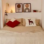 Civico 11 Apartman *
